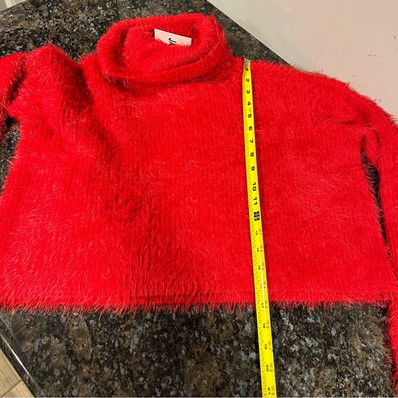 NWT Jack by BB Dakota Bat Your Lashes Red Knit Turtleneck Cropped Sweater Small - Picture 9 of 10